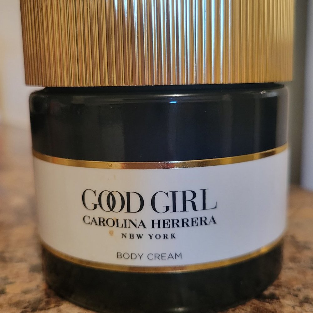 Carolina Herrera Good Girl Body cream